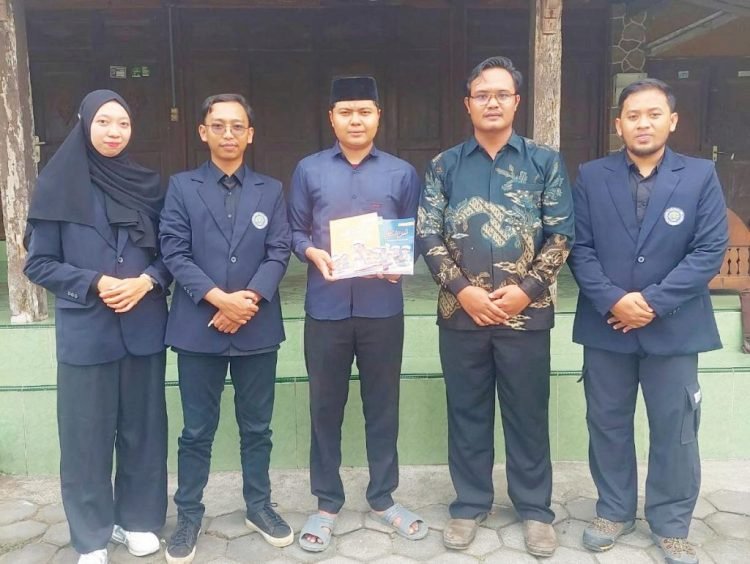 Inovasi Pembelajaran di Madrasah: Mahasiswa UM Kembangkan Modul Ajar Aswaja Berbasis Competitive Learning