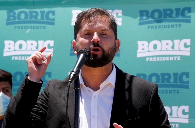 Mewakili Suara “Millenial Kiri” Gabriel Boric Jadi Presiden Termuda Chili